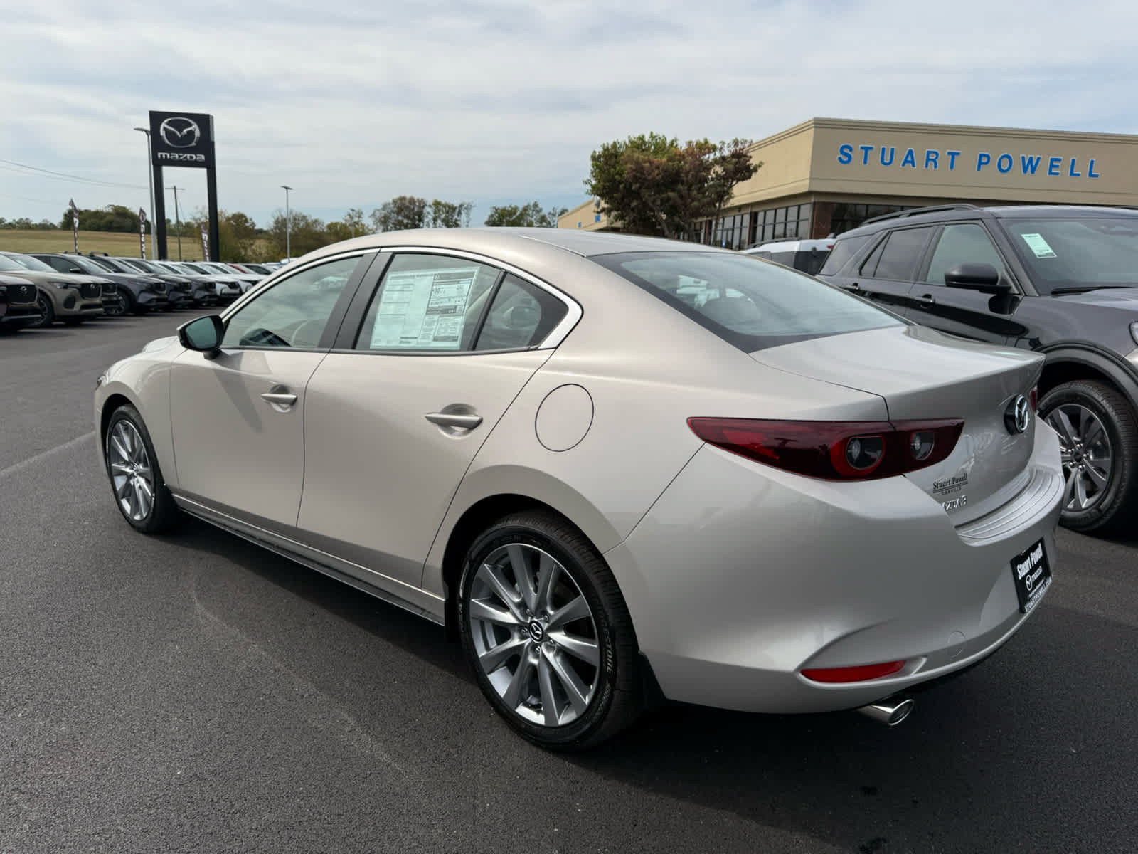 New 2026 MAZDA MAZDA3 2.5 S Sedan w/ Preferred Pkg FWD image 26