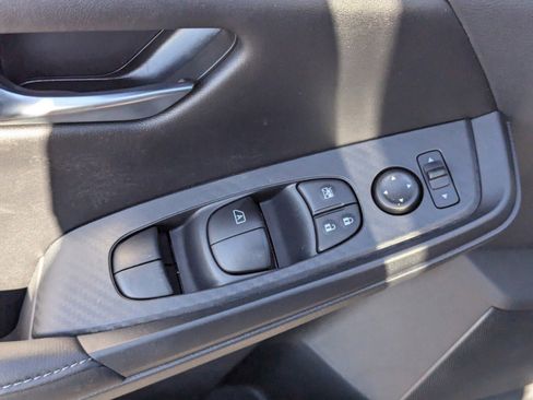 New 2025 Nissan Sentra SV image 12