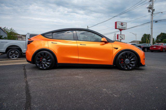 Used 2022 Tesla Model Y Performance AWD/4WD image 8