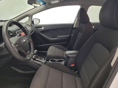Used 2018 Kia Forte LX FWD image 17
