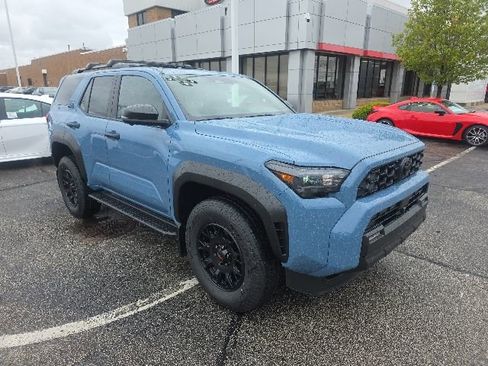 New 2026 Toyota 4Runner TRD Off-Road Premium AWD/4WD image 3