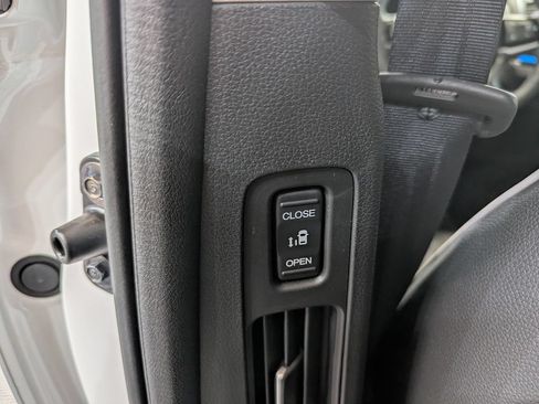 New 2026 Honda Odyssey Touring image 29