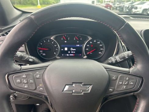 Used 2022 Chevrolet Equinox RS w/ Infotainment Package AWD/4WD image 18