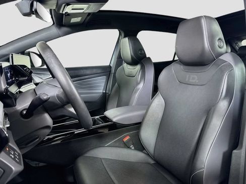 Certified 2023 Volkswagen ID.4 Pro S AWD/4WD image 24