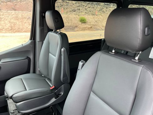 New 2025 Mercedes-Benz Sprinter 2500 image 16