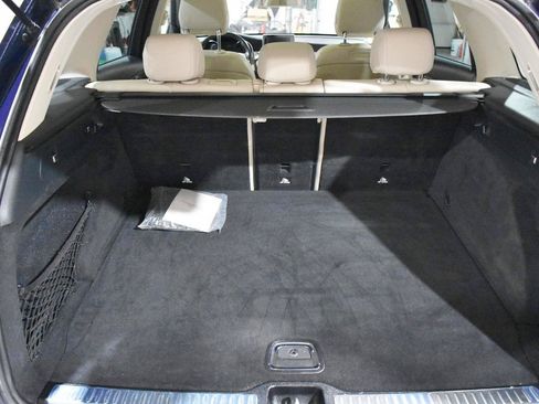 Used 2019 Mercedes-Benz GLC 300 4MATIC image 39