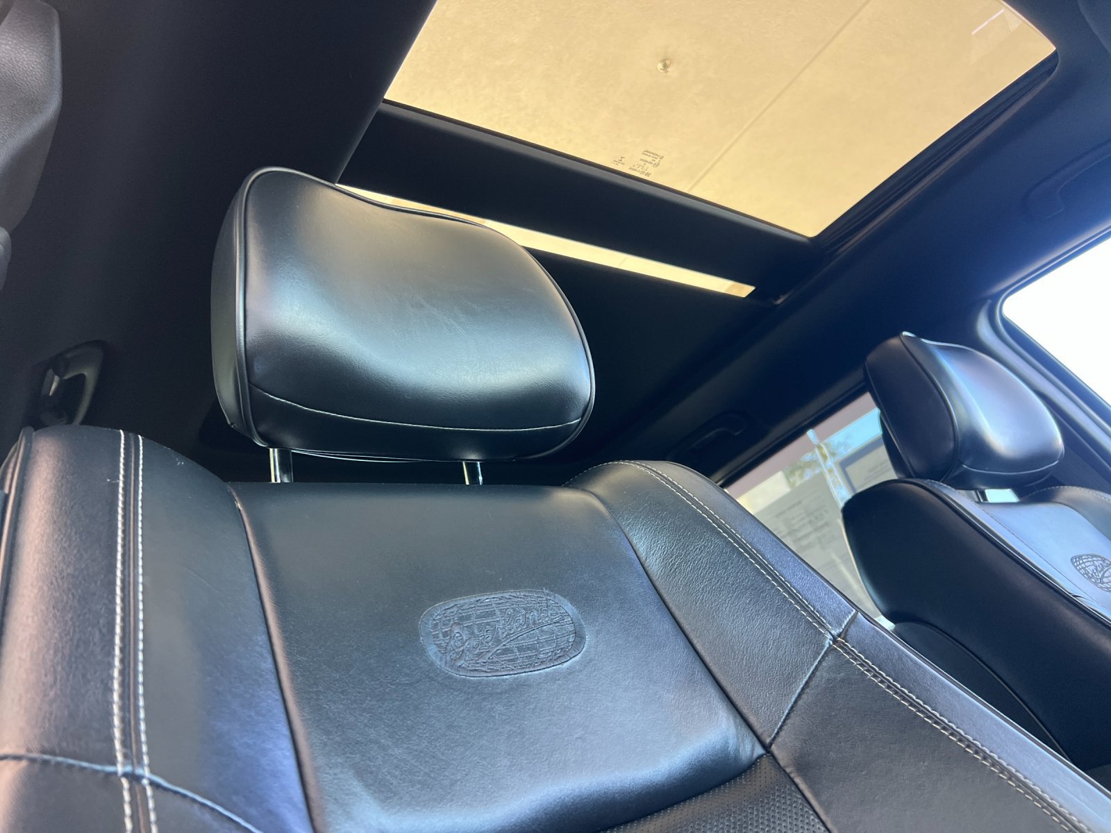 Used 2015 Jeep Grand Cherokee Overland RWD image 17