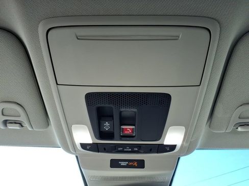 Used 2023 Honda Accord EX image 26