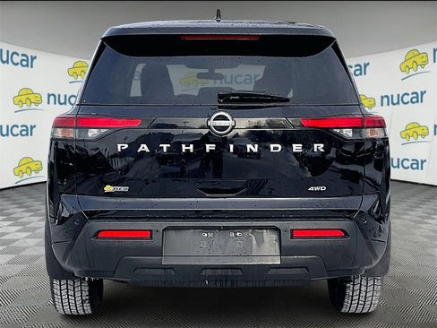Used 2024 Nissan Pathfinder S image 5