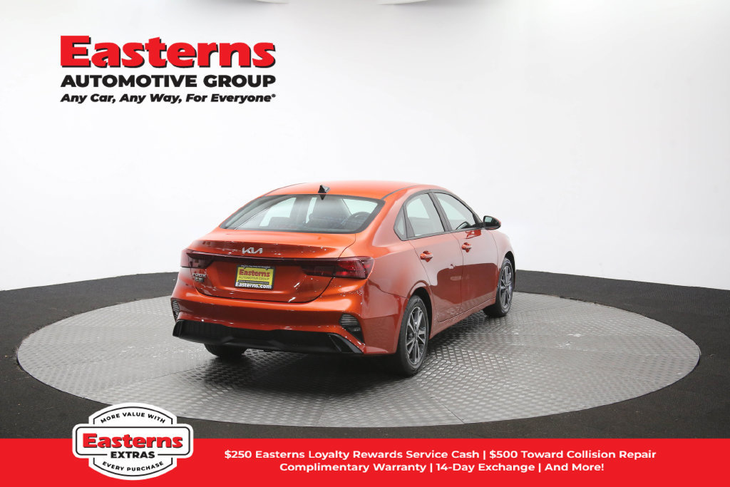 Used 2022 Kia Forte LXS FWD image 40