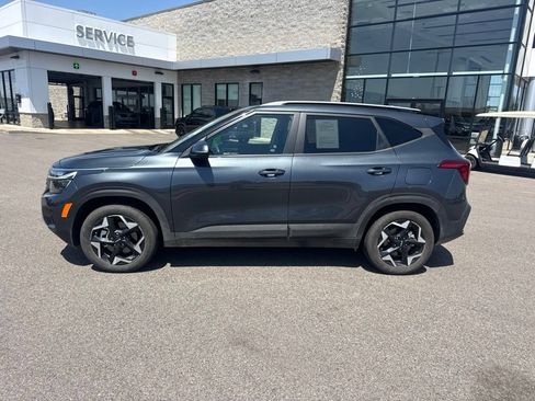 Certified 2025 Kia Seltos S AWD/4WD image 2