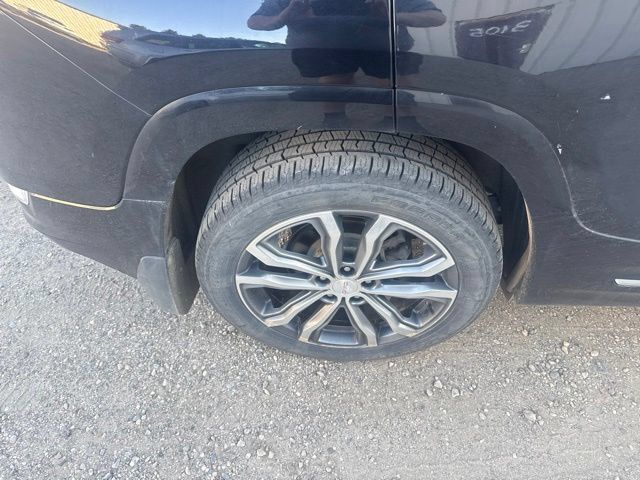 Used 2018 GMC Terrain Denali w/ Advanced Safety Package AWD/4WD image 15