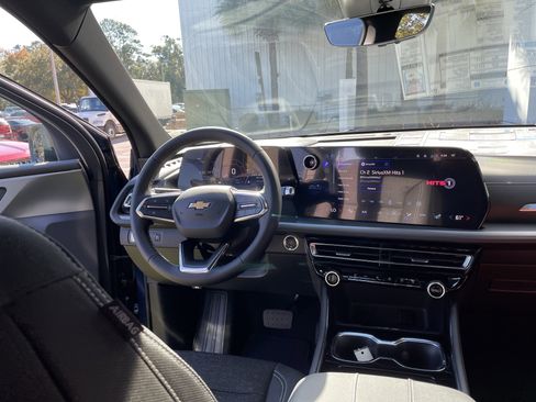 New 2026 Chevrolet Traverse LT image 58