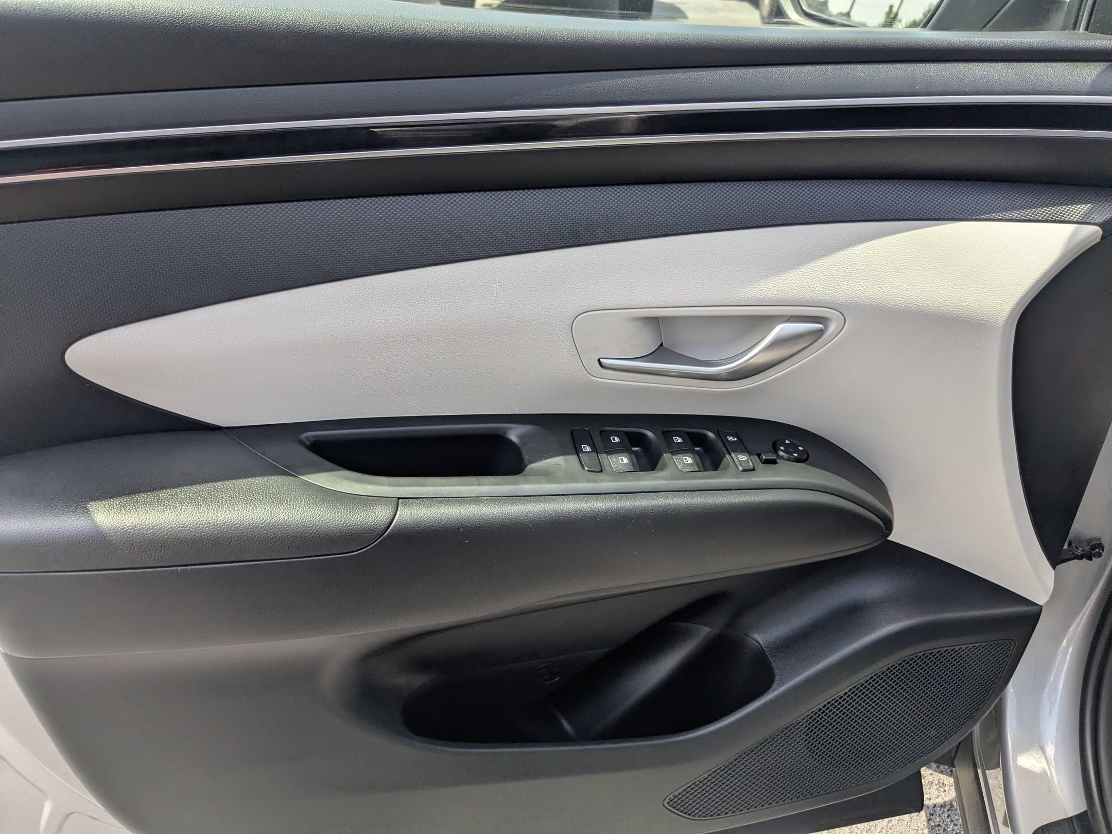 Used 2022 Hyundai Tucson SEL FWD image 11