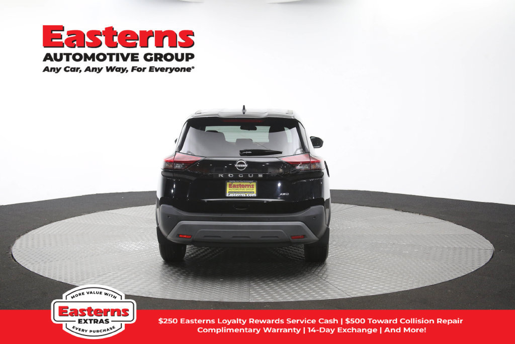 Used 2023 Nissan Rogue S AWD/4WD image 37