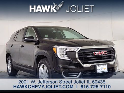Used 2024 GMC Terrain SLE AWD/4WD image 1