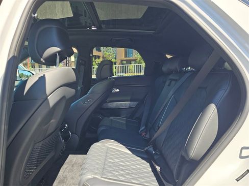 Used 2025 Genesis GV70 3.5T Sport w/ Sport Advanced Package image 19