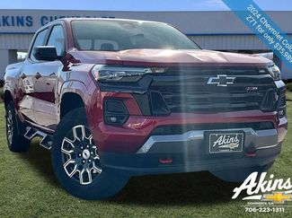 Used 2024 Chevrolet Colorado Z71 w/ Advanced Trailering Package AWD/4WD video 3