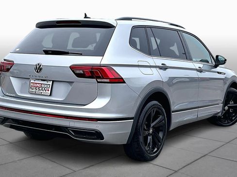 Used 2023 Volkswagen Tiguan SE R-Line image 13