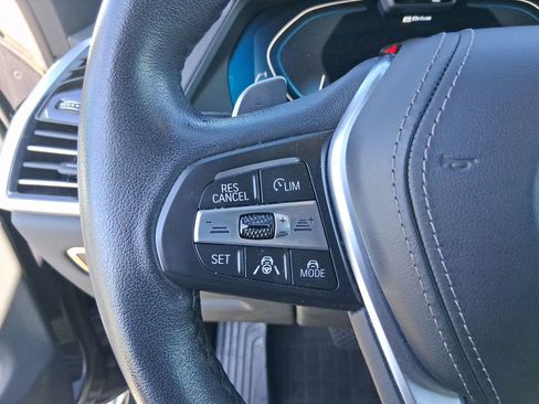 Certified 2022 BMW X5 xDrive45e w/ Executive Package image 16