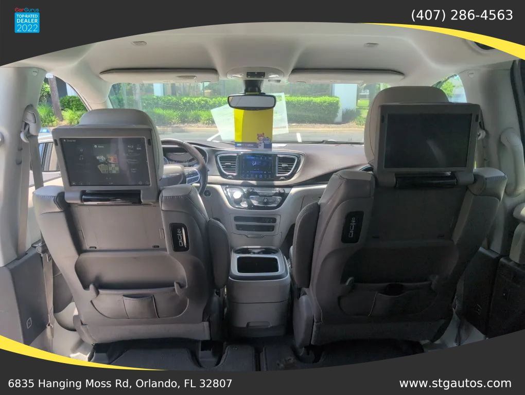 Used 2017 Chrysler Pacifica Touring-L Plus FWD image 19
