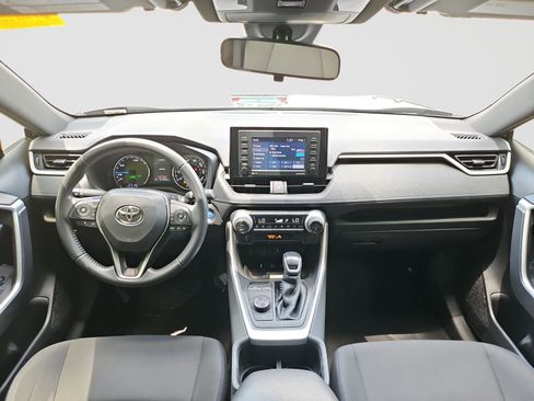 Used 2022 Toyota RAV4 SE AWD/4WD image 10