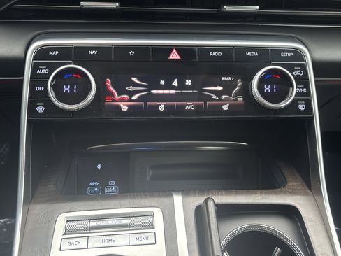 Used 2024 Genesis GV80 2.5T image 22