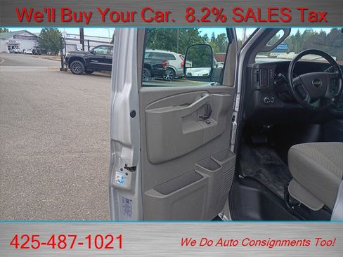 Used 2020 Chevrolet Express 3500 LS RWD image 6
