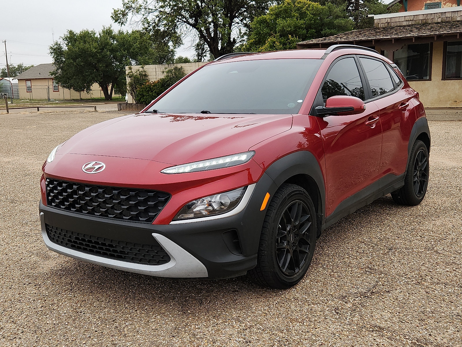 Used 2023 Hyundai Kona SEL w/ Cargo Package FWD image 1