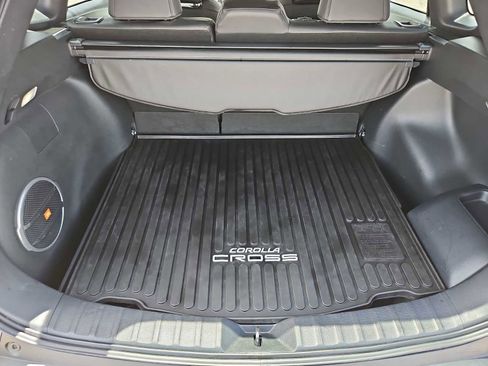 Used 2023 Toyota Corolla Cross AWD Hybrid w/ Convenience Package image 34