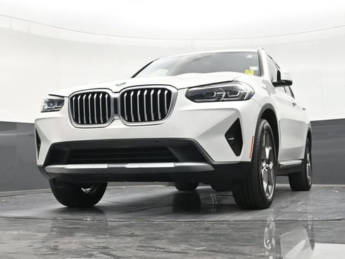Used 2024 BMW X3 xDrive30i AWD/4WD image 27