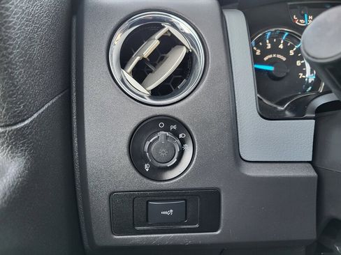 Used 2013 Ford F150 XLT w/ XLT Chrome Pkg image 19