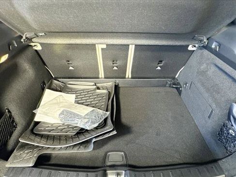 Used 2026 Mercedes-Benz GLA 250 image 25