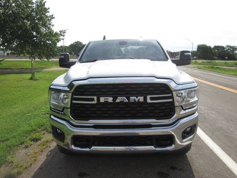 Used 2024 RAM 2500 Big Horn w/ Off Road Package AWD/4WD image 8
