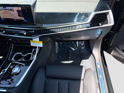 New 2027 BMW X7 xDrive40i w/ Executive Package AWD/4WD image 19