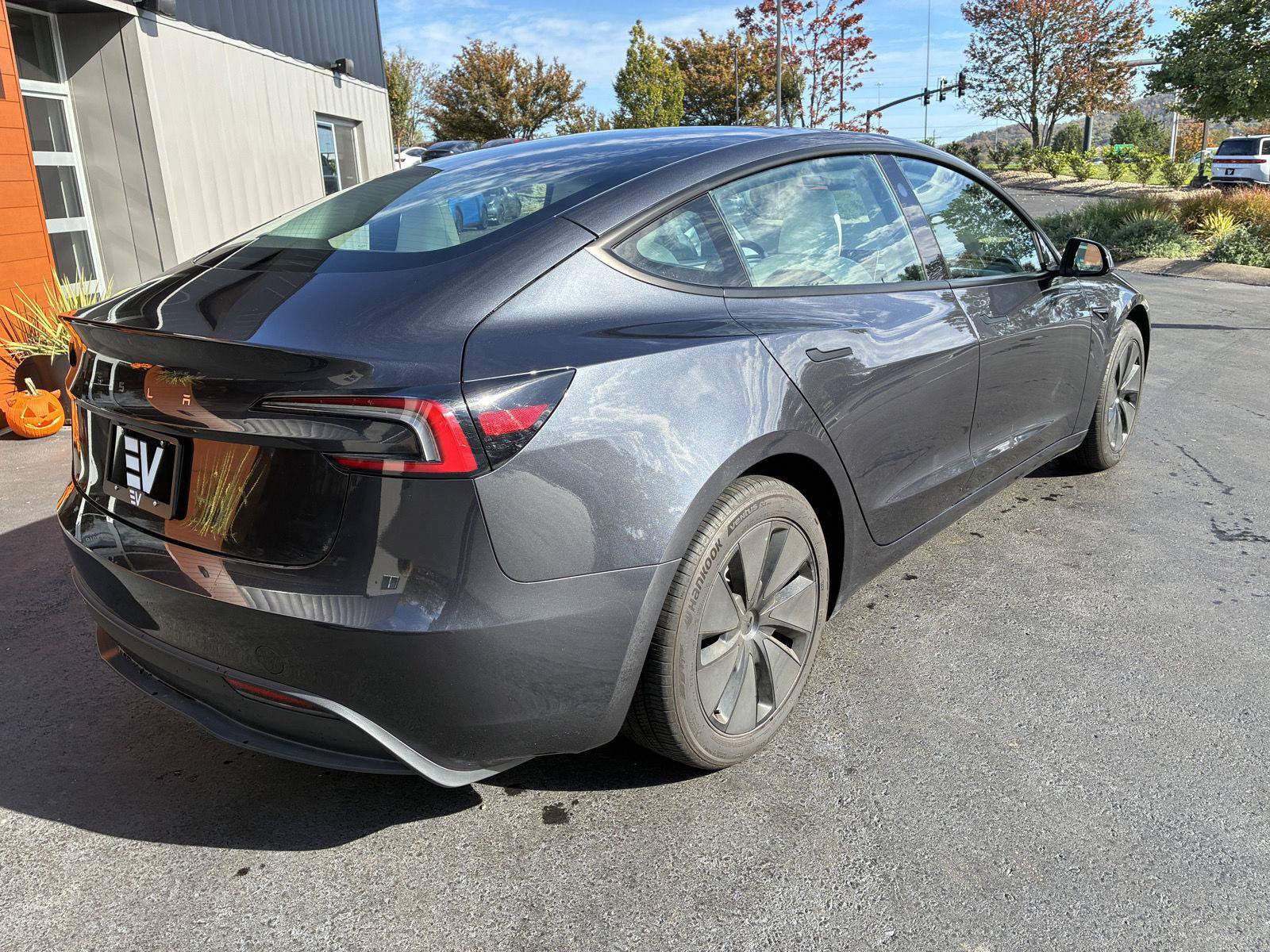 Used 2025 Tesla Model 3 Long Range RWD image 6