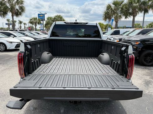 Used 2024 Toyota Tundra Platinum AWD/4WD image 11