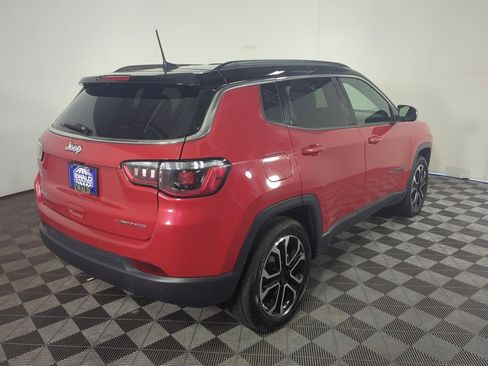 Used 2024 Jeep Compass Limited image 4