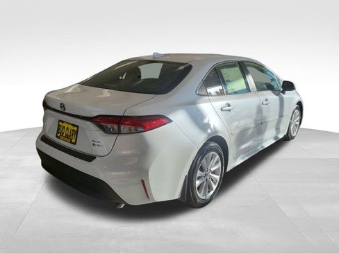 New 2025 Toyota Corolla XLE image 6