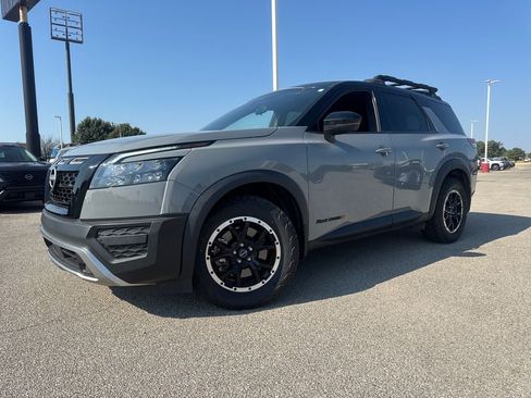 Used 2023 Nissan Pathfinder Rock Creek AWD/4WD image 1