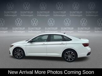Used 2025 Volkswagen Jetta Sport FWD video 2