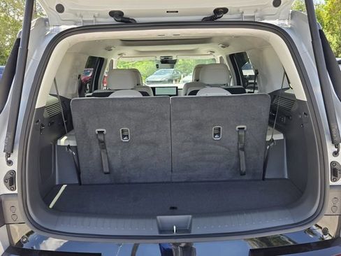 Used 2025 Hyundai Santa Fe Calligraphy image 13