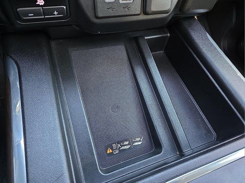 Used 2019 GMC Sierra 1500 SLT w/ SLT Premium Plus Package image 20