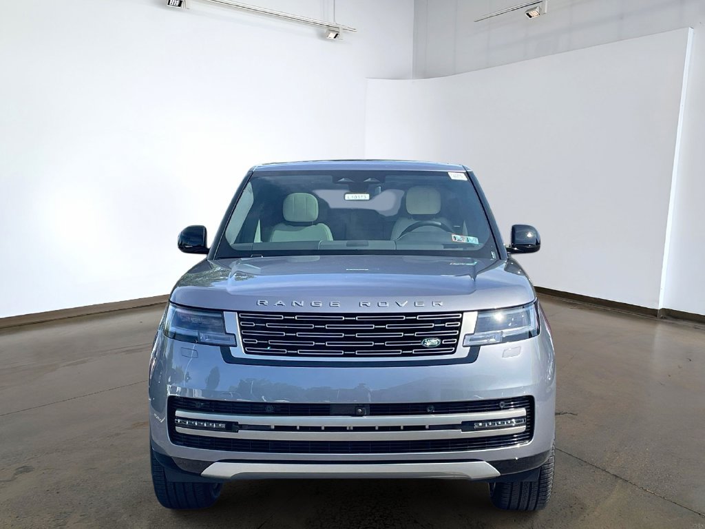 New 2026 Land Rover Range Rover SE AWD/4WD image 2