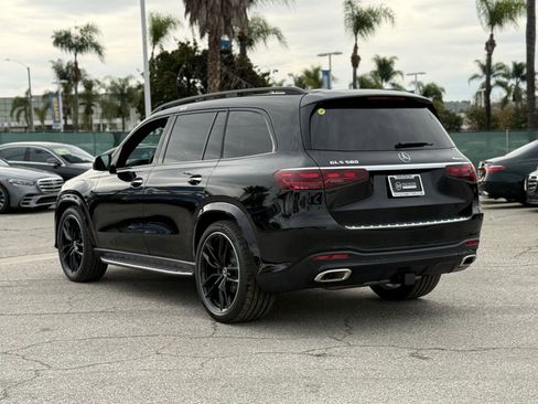 New 2026 Mercedes-Benz GLS 580 4MATIC image 7
