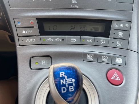 Used 2012 Toyota Prius Four FWD image 23