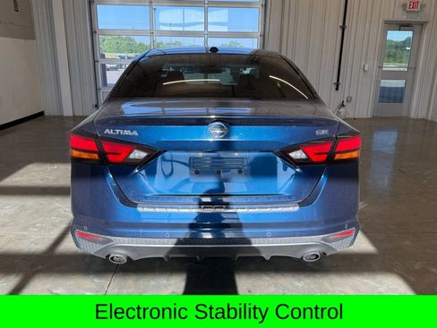 Used 2021 Nissan Altima 2.5 SR FWD image 8