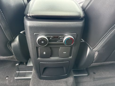 Used 2023 Ford Explorer XLT w/ Equipment Group 202A AWD/4WD image 33