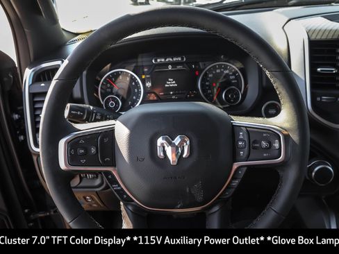 New 2026 RAM 1500 4x4 Crew Cab image 32