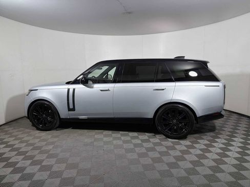 Used 2025 Land Rover Range Rover Long Wheelbase SE image 4